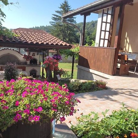 Къща Поколения Treavna Exterior foto