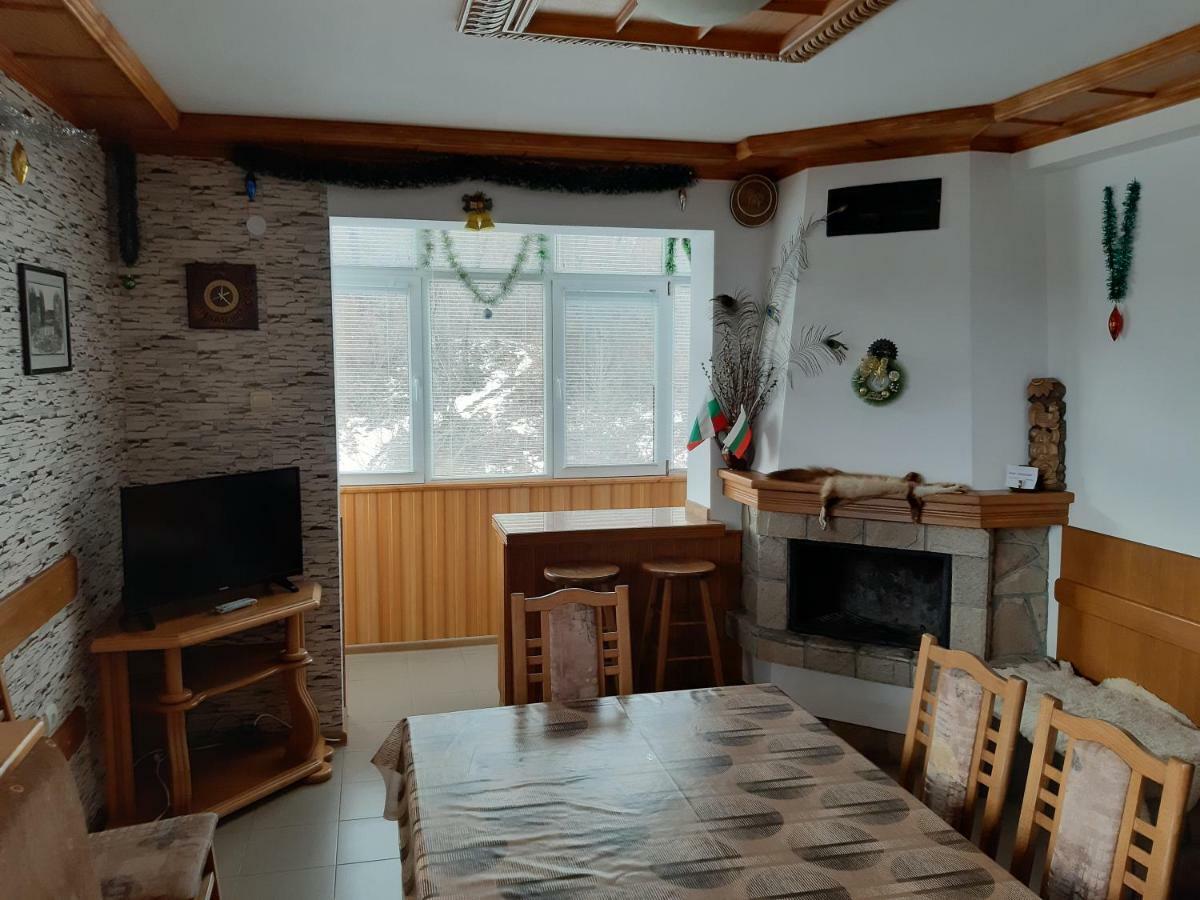Къща Поколения Treavna Exterior foto