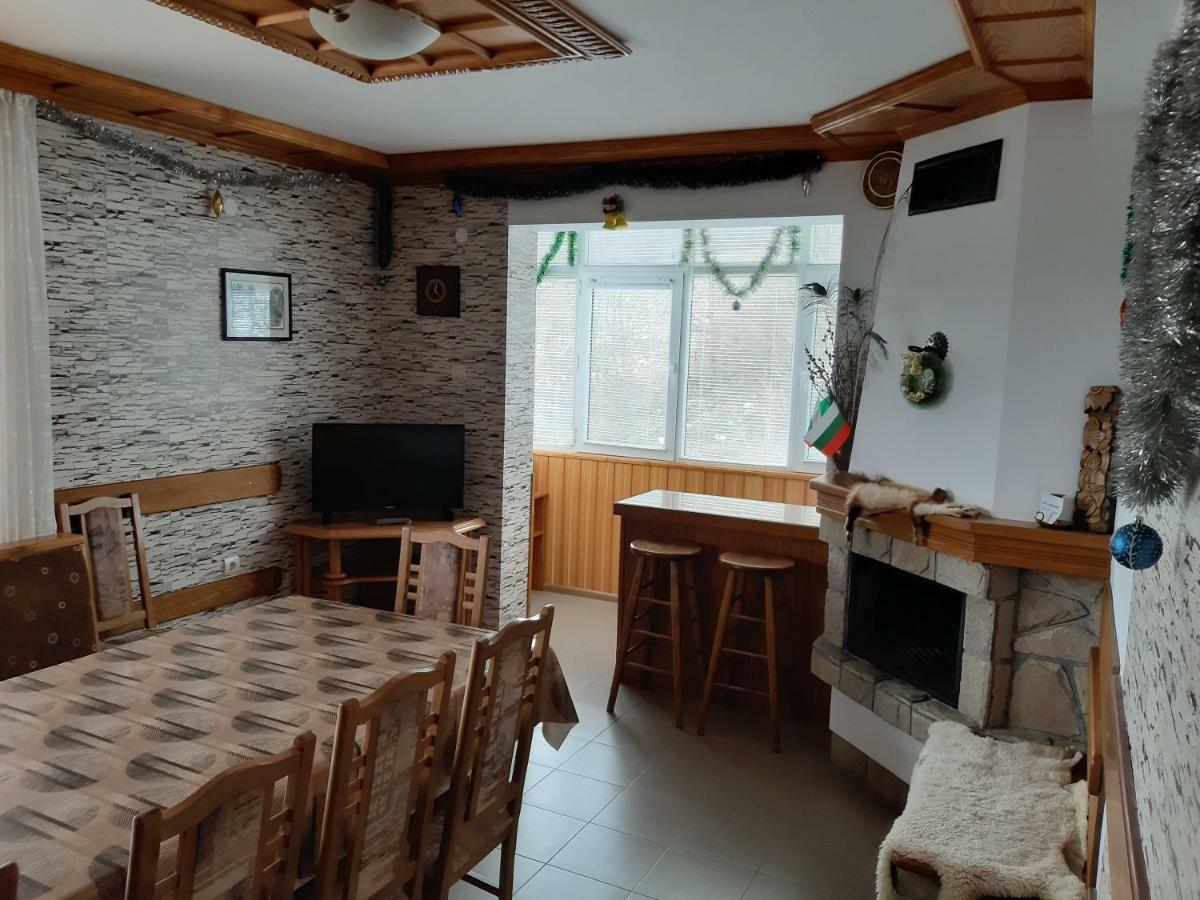 Къща Поколения Treavna Exterior foto